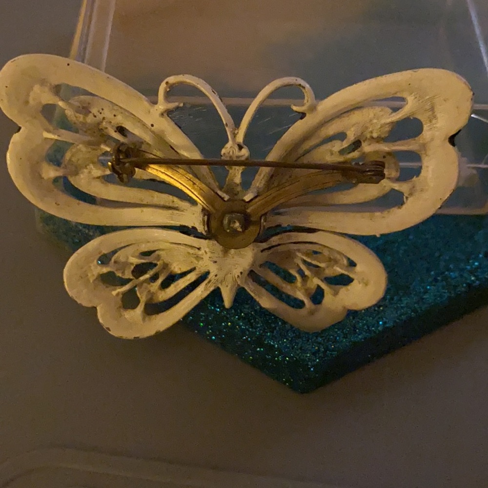 Brooch - Picture 2 of 2